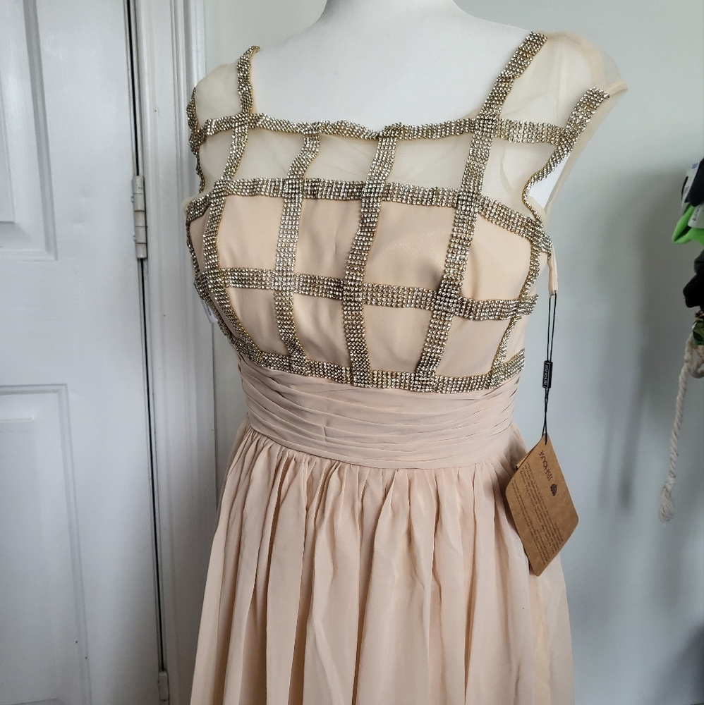 Formal dress